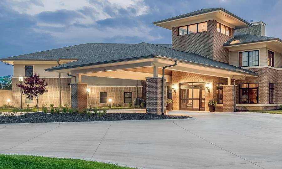 Compare 27 Assisted Living Facilities Near Omaha Ne